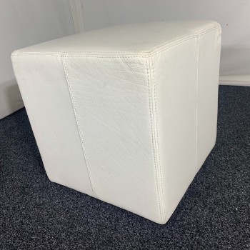 Hocker Kubus | 50 x 50 | Leder
