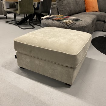 Hocker Levante | 80 x 80 cm | UrbanSofa